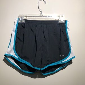 Nike Shorts Size M